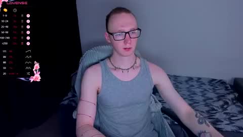 Snapshot of alex_silent chatting on February 19, 2026, 8:27 pm alex_silent online show from February 19, 2026, 8:27 pm