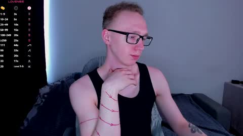 alex_silent online show from April 27, 2026, 6:44 am