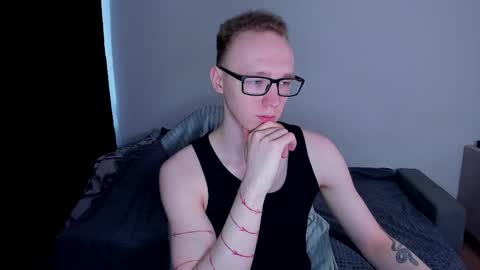 alex_silent online show from April 28, 2026, 10:09 am