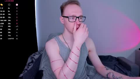 alex_silent online show from May 7, 2026, 8:09 am