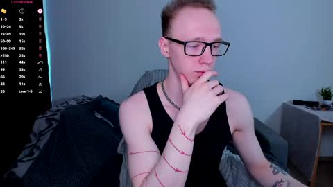 alex_silent online show from May 11, 2026, 12:00 pm