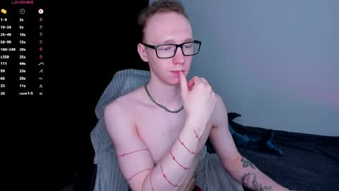alex_silent online show from May 11, 2026, 4:04 pm
