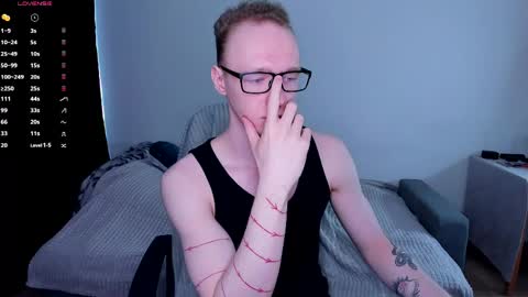alex_silent online show from May 15, 2026, 10:33 am