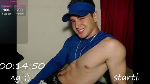 Snapshot of alex_smith0 chatting on December 25, 2024, 11:42 pm online show from December 25, 2024, 11:42 pm