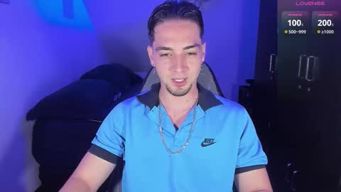 Snapshot of alex_smith0 chatting on October 8, 2025, 12:08 am online show from October 8, 2025, 12:08 am