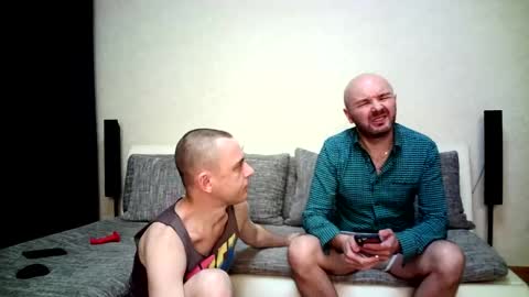 Alex and Tobey online show from January 11, 2026, 9:25 am