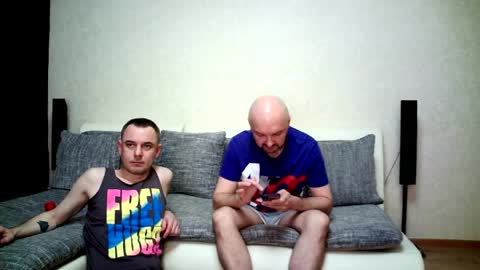 Alex and Tobey online show from March 25, 2026, 5:57 am