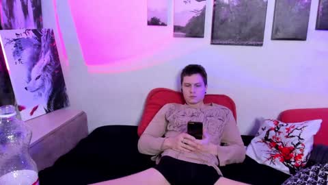 Alex WandHot online show from December 29, 2024, 7:28 am