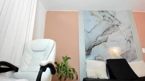 alex_xhunter online show from December 22, 2025, 7:33 pm