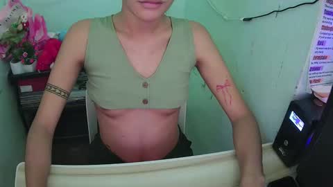 Snapshot of alexa04052007 chatting on October 7, 2025, 6:32 am alexa04052007 online show from October 7, 2025, 6:32 am