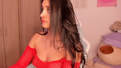 Snapshot of alexa_6908 chatting on December 22, 2024, 11:31 pm alexa online show from December 22, 2024, 11:31 pm