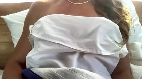 Snapshot of alexa__talkdirtytome chatting on June 6, 2026, 1:21 am Alexa online show from June 6, 2026, 1:21 am