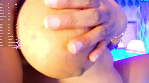 Snapshot of alexa_cruz__ chatting on June 23, 2026, 11:41 am Alexa online show from June 23, 2026, 11:41 am