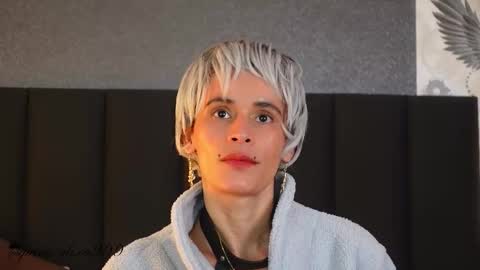 Alexa online show from December 1, 2025, 4:01 pm