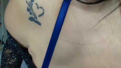 Snapshot of alexa_moreti chatting on May 22, 2026, 9:48 am alexa_moreti online show from May 22, 2026, 9:48 am