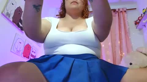 Snapshot of alexa_orange chatting on April 17, 2026, 10:40 am alexa_orange online show from April 17, 2026, 10:40 am