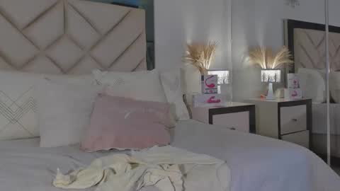 Snapshot of alexa_tobar chatting on December 28, 2024, 3:37 am alexa_tobar online show from December 28, 2024, 3:37 am