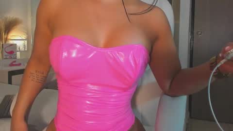 Snapshot of alexa_tobar chatting on February 21, 2025, 3:12 am alexa_tobar online show from February 21, 2025, 3:12 am