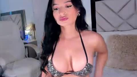alexa_tobar online show from April 26, 2026, 6:27 pm