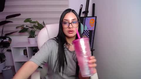 alexaa_obrien online show from February 5, 2025, 4:16 am