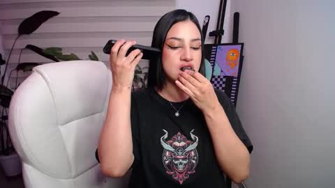 alexaa_obrien online show from February 13, 2025, 11:47 pm