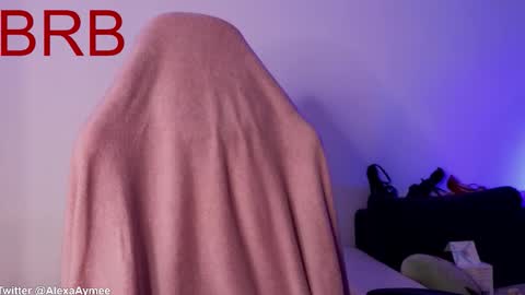 Snapshot of alexaaimee chatting on October 8, 2025, 1:58 am Alexa online show from October 8, 2025, 1:58 am