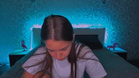 angel online show from December 12, 2024, 6:47 am