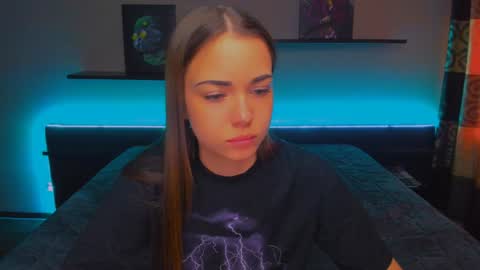 angel online show from December 25, 2024, 3:29 am