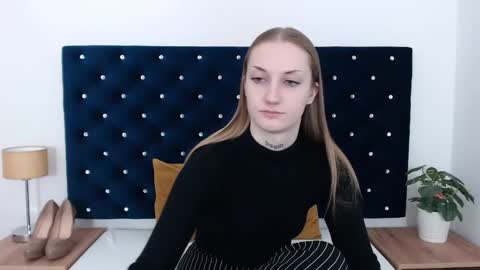 Alexa with big heart 3 online show from January 8, 2025, 2:03 pm