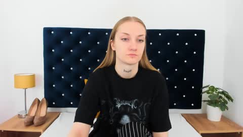 Alexa with big heart 3 online show from February 11, 2025, 11:54 am