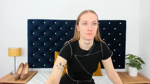 Alexa with big heart 3 online show from February 18, 2025, 3:21 pm