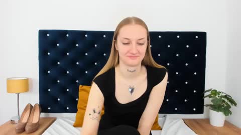 Alexa with big heart 3 online show from February 22, 2025, 12:51 pm