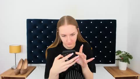 Alexa with big heart 3 online show from March 7, 2025, 2:01 pm