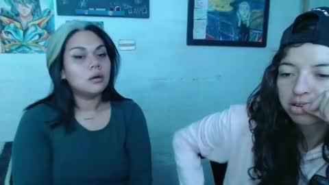 Snapshot of alexablu3 chatting on December 31, 2024, 10:01 pm Alexa Blu3 online show from December 31, 2024, 10:01 pm