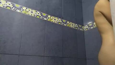 Alexa Blu3 online show from September 17, 2025, 12:29 pm