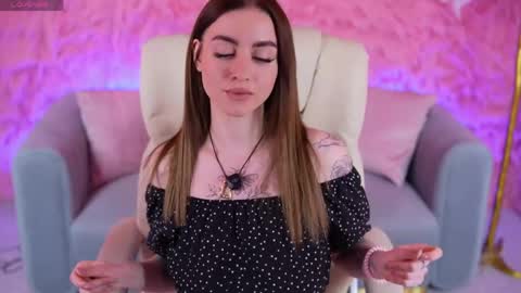 alexafleur online show from April 22, 2026, 7:11 am