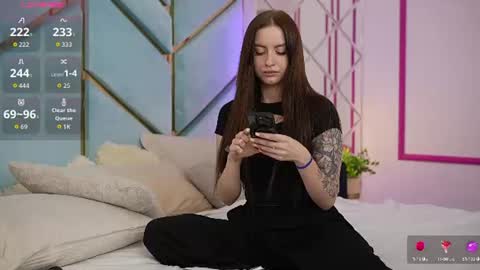 alexafleur online show from July 28, 2026, 1:21 pm