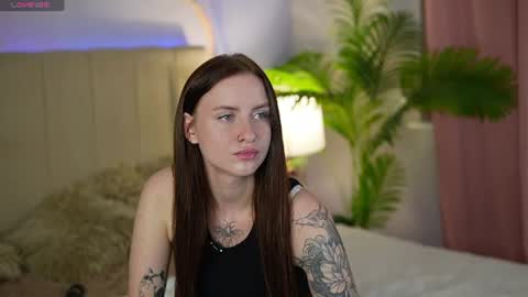 alexafleur online show from August 3, 2026, 1:27 pm