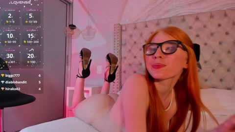 Snapshot of alexahandler chatting on February 5, 2025, 10:55 pm Alexa Handler online show from February 5, 2025, 10:55 pm