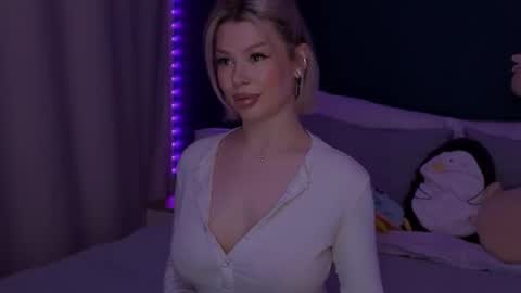 Alexa Mason online show from March 11, 2026, 1:44 am