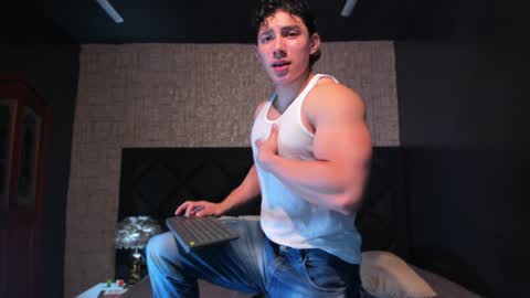 Snapshot of alexander_classy chatting on January 22, 2025, 3:09 am Alex online show from January 22, 2025, 3:09 am