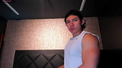 Snapshot of alexander_classy chatting on February 19, 2025, 2:44 am Alex online show from February 19, 2025, 2:44 am