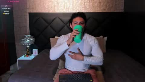 Snapshot of alexander_classy chatting on February 20, 2025, 6:28 am Alex online show from February 20, 2025, 6:28 am