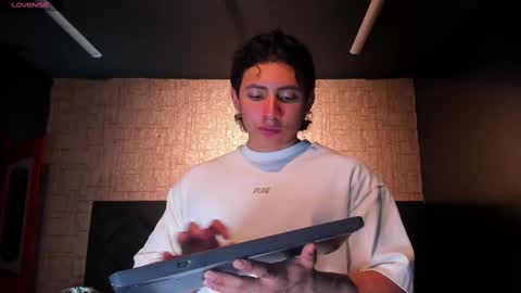 Snapshot of alexander_classy chatting on March 10, 2025, 3:01 am Alex online show from March 10, 2025, 3:01 am