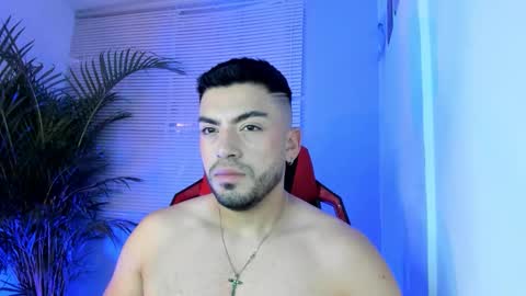 Snapshot of alexander_diiaz chatting on September 22, 2025, 10:39 am Alexander Diaz online show from September 22, 2025, 10:39 am