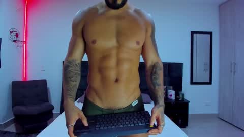 Snapshot of alexander_martines chatting on February 18, 2025, 4:15 am Onlyfansalexmartinezwb  Instagram alexwbmartinez  Twitter martinezcb937 online show from February 18, 2025, 4:15 am
