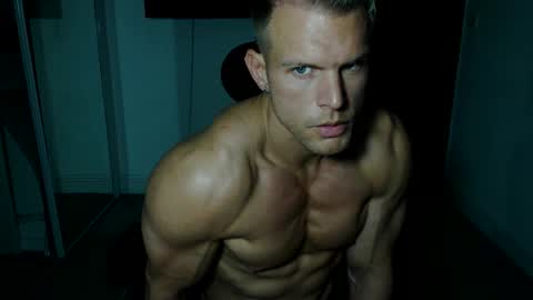Snapshot of alexandersteelmuscle chatting on October 25, 2025, 6:46 pm Alexander Steel online show from October 25, 2025, 6:46 pm