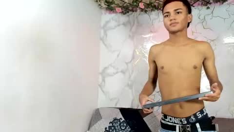 Snapshot of alexandluke1 chatting on July 8, 2026, 12:37 am chicos hot online show from July 8, 2026, 12:37 am