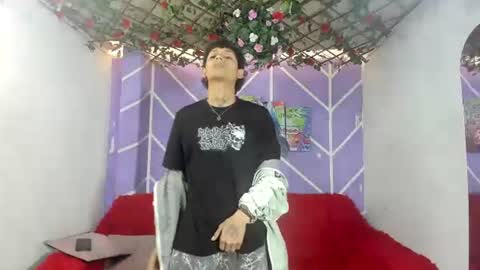 Snapshot of alexandluke1 chatting on August 2, 2026, 2:26 pm chicos hot online show from August 2, 2026, 2:26 pm