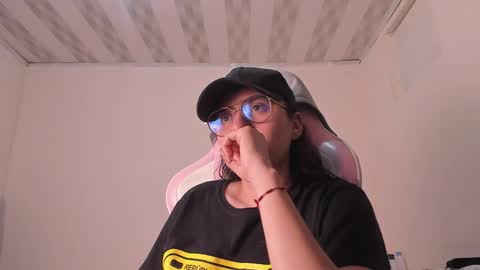 alexandra clauss online show from March 9, 2025, 12:10 am